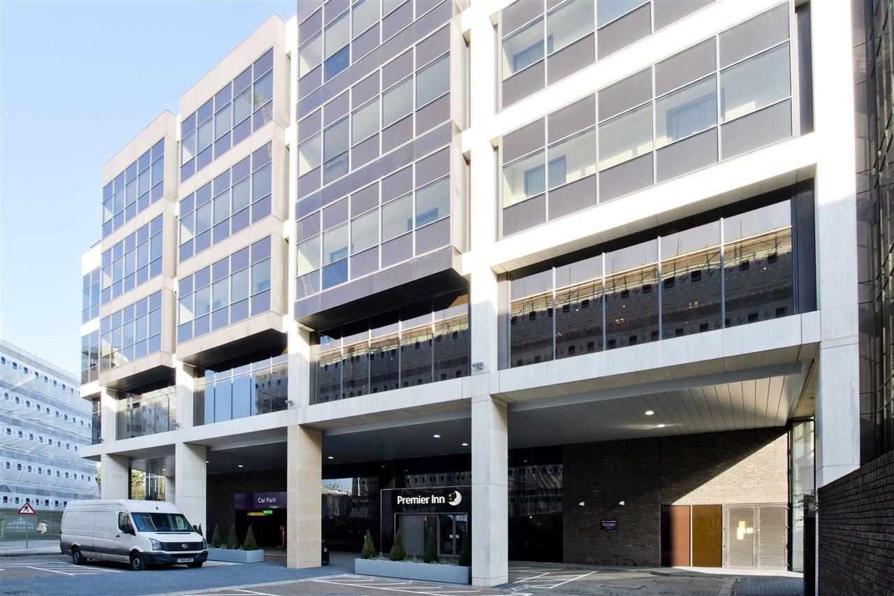 Premier Inn London Chiswick Ngoại thất bức ảnh