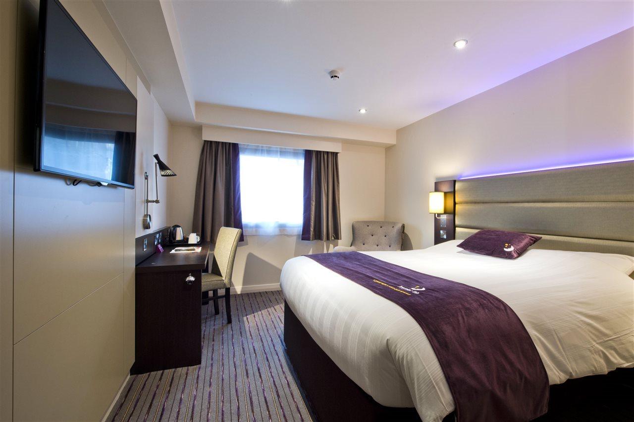Premier Inn London Chiswick Ngoại thất bức ảnh