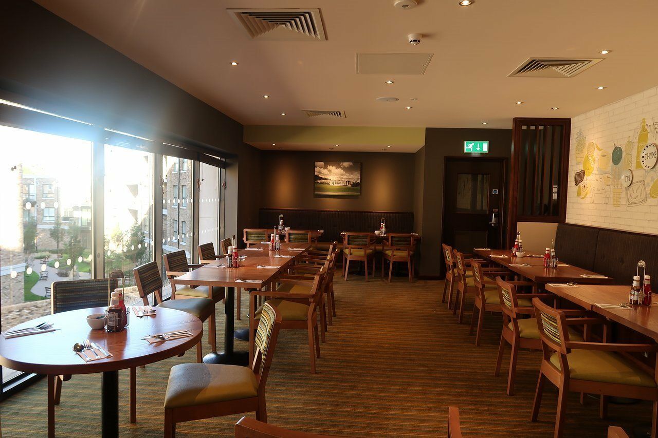 Premier Inn London Chiswick Ngoại thất bức ảnh